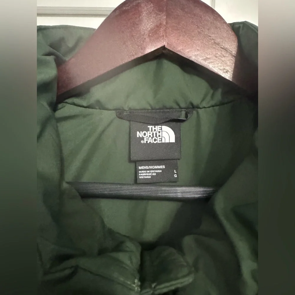 The North Face Junction Insulated Men's Forest Green, Pine Needle Vest in Large